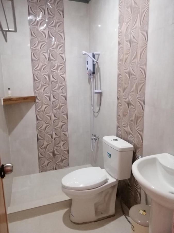 Airport View Hotel Vigan Bagian luar foto