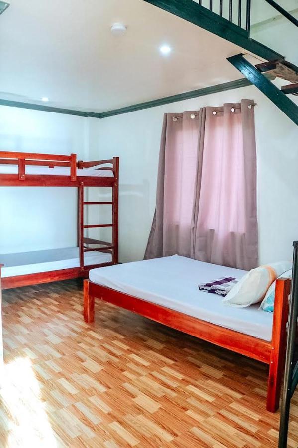 Airport View Hotel Vigan Bagian luar foto