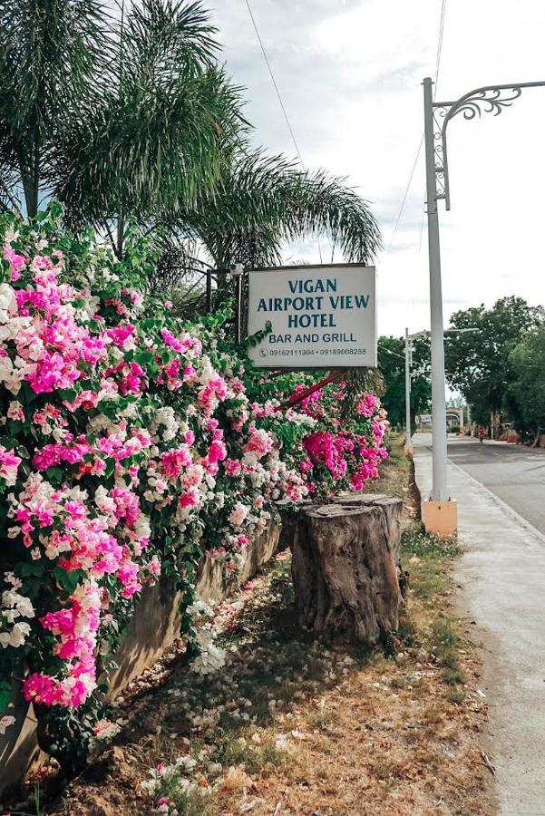 Airport View Hotel Vigan Bagian luar foto